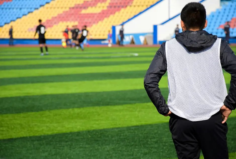 Trainer, Coach, Director: The Three Personas Every Startup Team Lead Must Master