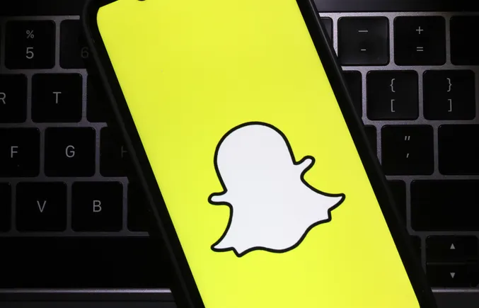 Snapchat Integrates With HubSpot: Leads Flow Straight Into the CRM Pipeline